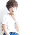 40代女性のくせ毛さんにおすすめなショートヘア特集！おしゃれな大人スタイル！ - ビューテ