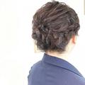 ぽっちゃりさん向け結婚式のお呼ばれヘアアレンジ15選！華やかな大人スタイル - ビューティ
