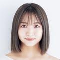 冬服に合わせたい「1/3アップヘア」の作り方｜後れ毛＆外ハネで大人っぽい印象に♪ |