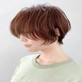 40代女性に似合うウルフカット特集！大人の魅力溢れる髪型をレングス別にご紹介 - ビューテ
