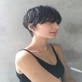 黒髪ショートはストレートが可愛い♪大人女性におすすめの髪型を今すぐチェック！ - ビュ