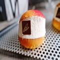 スタバのパン屋で買える！噂の生クリームパン「マリトッツォ」を食べ比べてみた - ビュー