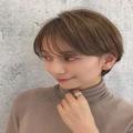 骨格ストレートの丸顔さんに似合う髪型って？バランス◎な大人のヘアスタイル - ビューテ