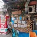 新宿二丁目の大食いゲイバーママが熊本の「ギャル曽根デカ盛り」に挑戦 結果は… - ビュー