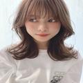 ミディアム×レイヤー特集《15選》大人の垢抜けを叶える髪型を前髪有り無しでご紹介 -
