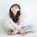 【おうちメイク】潤いとナチュラルな血色感をもたらすリップでヘルシーな血色感と心地よ