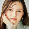 ちゅるん唇で可愛さ満点♪ ジバンシイのリップでつくる愛されピュア顔メイク |