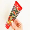 普通の辛さでは物足りない人専用 「鬼辛ペースト」を食べたらえらいことに… - ビューティ