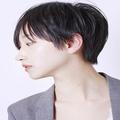 黒髪×ショートカットの最旬ヘアカタログ《2022》トレンド感◎の大人っぽい髪型 -