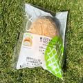 ローソンの“まるでメロンパンみたいなシュークリーム”はザクしゅわな新食感♡ - ビュー