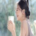 カフェで「横顔キレイ！」と思われるには？ 横顔美人はヘアとメイクでつくれる！ |