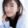 松本まりかさんのおうちメイク｜春っぽい澄んだイメージを感じさせるリラックス顔に |