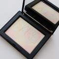 発売前から話題！ NARSの名品“リフ粉”の限定色が登場。絶妙なツヤ感で肌を明るく均一に演