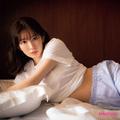 小嶋陽菜のラクしてキレイになる美容・夜編。リラックス優先の愛用コスメ＆ギアって？