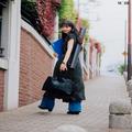 川口ゆりなはワンピースにデニムをレイヤード！ コスパな10着で着回し2日目 | ファッション