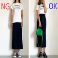 残念な着こなしで損してるかも！これNGって知ってた？大人の「ロゴT」NG＆OKコーデ比較 - ビ