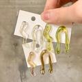 3COINSで人気のクリアピアス4つ　上品アイテムから個性はまで！ - ビューティーガール