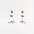 【ZARA】夏コーデに映える「フラワーアクセサリー」4選 - ビューティーガール