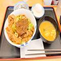 松屋、「みそ汁終了」が話題の裏で… 爆誕していた”新メニュー”が激ウマだった - ビュー