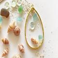 シーグラスとは？意味・見つけ方とハンドメイドのアクセサリー10選 -