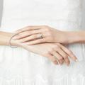 『ヴァン クリーフ＆アーペル』ブライダルフェア開催。人気の結婚指輪、うれしい特典も！
