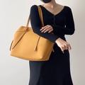 ノートPCもすっぽり入る！ZARAの「大容量トートバッグ」デザインが可愛くて即買いしちゃっ