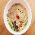 カップ麺のとんこつラーメンを選ぶとき「一緒に買うべきモノ」 これ最強かも… - ビューテ