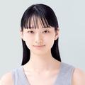 苦手なピンクメイクもルナソルの偏光リップグロスでロマンティック美人に♪｜最旬美人顔