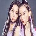 ハロウィンで盛り上がること間違いなし！ 山本舞香さん×桜井日奈子さんが『Rain On Me』のレ