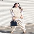 【今日のコーデ】ニット、シャツ、パンツ。表情違いの白を重ねて感度高めのワントーンコ