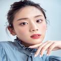 ジバンシイのピンクリップが主役！ 大人のピュアさを引き出す最旬透明感メイク |