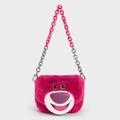 「CHARLES & KEITH / PIXAR LOTSO COLLECTION」トイ・ストーリーの“ロッツォ”をデザインに取り入れた
