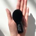 「シャネルに似てる」ダイソーのコスメアイテムがあった。“UR GLAM”のブラシ（330円）が超