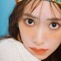 鮮やかイエローの大胆使いが鍵！昭和レトロな【ヒッピー風カジュアルメイク】 - ビューテ