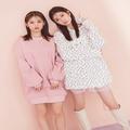 【吉田朱里・新澤菜央】と送る♡ 甘めコーデに最適な《ピンクスエット》特集 - ビューティ