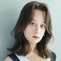ミディアムヘアの更新は、小顔見えハッシュカットで【おすすめ韓国風ヘア】 | ビューティ