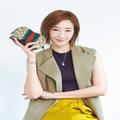 元・宝塚の紅ゆずるさんは自他ともに認める“リップマニア”｜ポーチの中身大公開 |