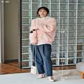 ゆったりシルエットのニットを大人可愛く着るコツ！ きれいなパンツとヒールがマスト | フ