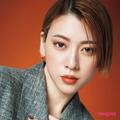 三吉彩花さんは“ツヤ質感”が気分！ ベスコス受賞コスメでセルフメイクにTRY【beautygirlベス
