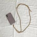 今お洒落さんはスマホアクセにこだわってる！買っておきたい名品は？ - ビューティーガー