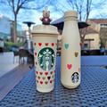 スタバの新作パウンドケーキに“有名クッキー”が刺さってる!? よく見ると正体が判明 « ビ