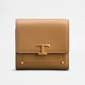 『トッズ』の財布「T タイムレス レザー ウォレット」【20代で買う名品アイテム】 | ファッ