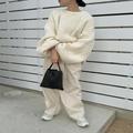 春もスニーカーが可愛い！マネして即垢抜ける、お洒落上手さんの着こなしのヒント - ビュ