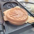 行列の韓国グルメ「10円パン」を実食。中からチーズがとろ〜り…食べて気がついたこと «