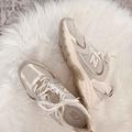 【New Balance】配色可愛すぎでしょ！もはや週7で履きたい「春っぽスニーカー」 - ビューティ