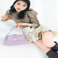 【毎日コーデ】甘いフリルでガーリーに♡ “パフスリ×花柄”の脱定番コーデ - ビューティ