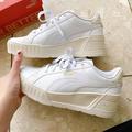 万能さ半端ない。【PUMA】大人女子こそおすすめの新作スニーカーが熱い！ - ビューティーガ