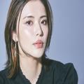 彩凪翔さん私物メイク「陰影や艶でメリハリを意識します」【宝塚歌劇OGセルフメイク】 |