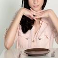 無意識にやっている人続出!? 育ちの悪さが出やすいポイント4つ - ビューティーガール