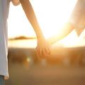 復縁がどうでも良くなるには？ 過去の恋愛を引きずる人と復縁願望を捨てる方法 - ビューテ